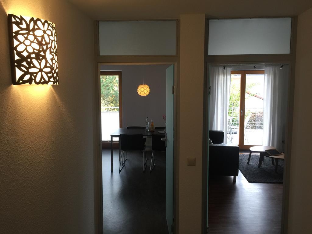 Ferienwohnung Bluetenweg Kluftern フリードリヒスハーフェン 部屋 写真